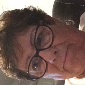 Meet your Posher, Connie